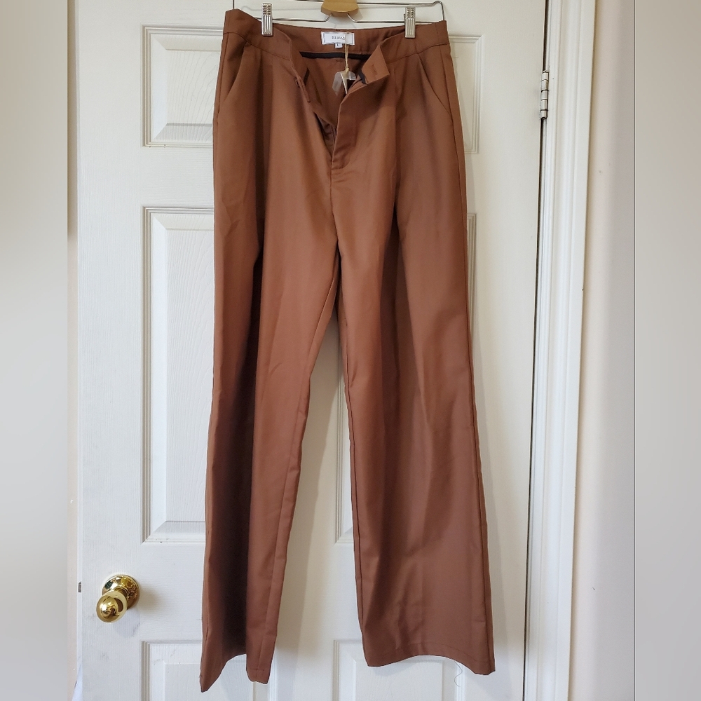 RIHOAS - Brown High Waisted Pleated Straight Pants - BNWT